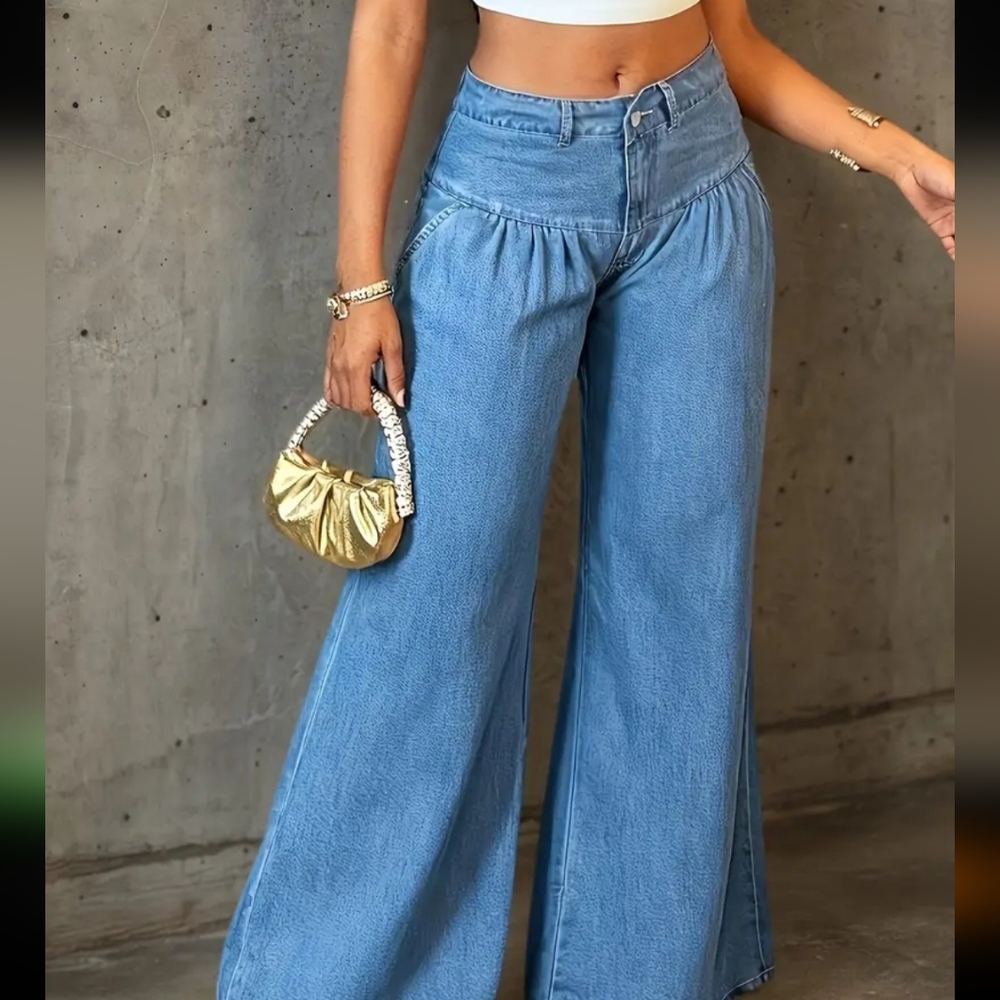 High style gathered yoke wide leg jeans with pockets - Picture 3 of 9